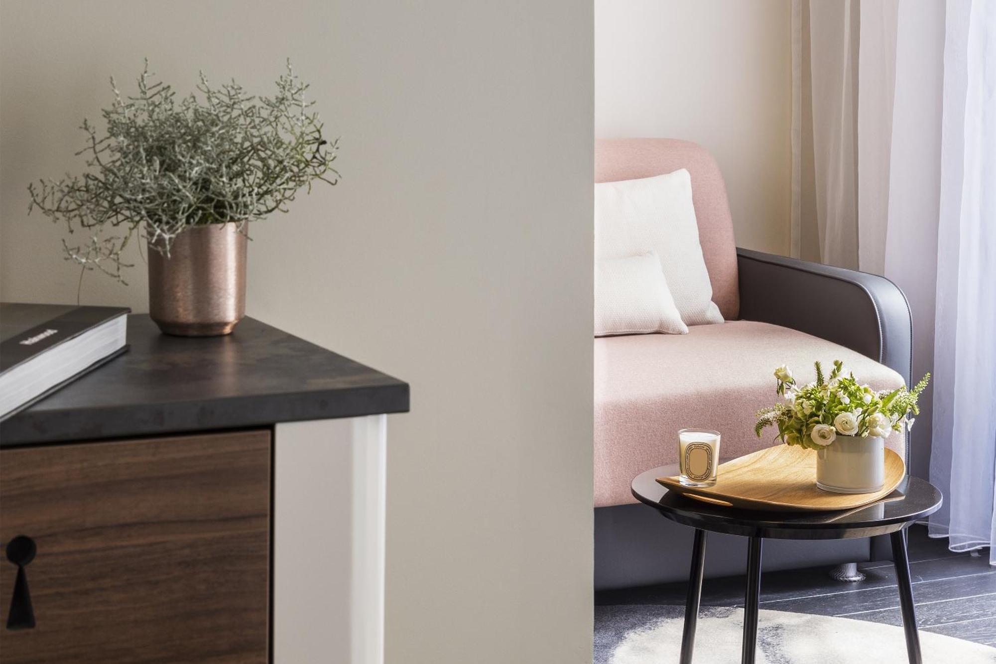 Western La Demeure Hotel 4*