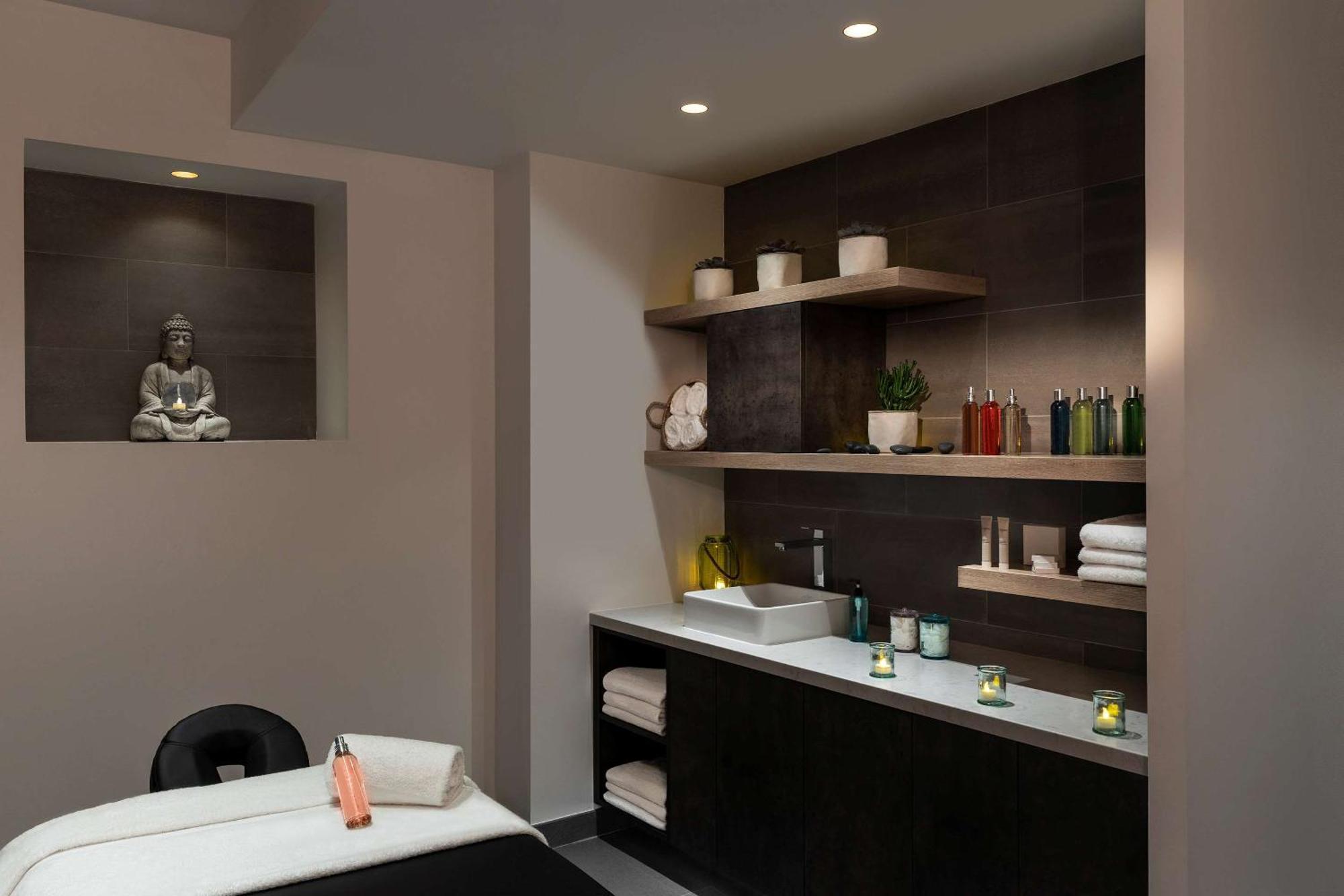 Western La Demeure Parigi