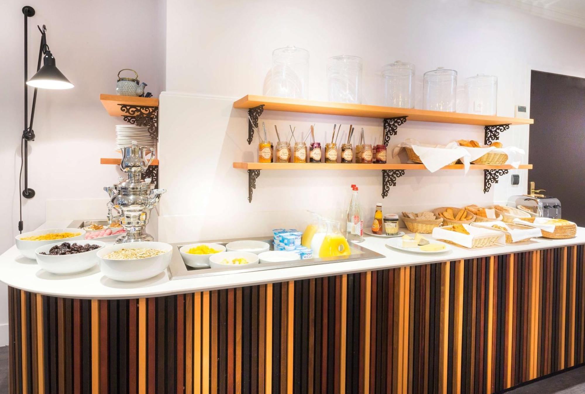 Western La Demeure Hotel