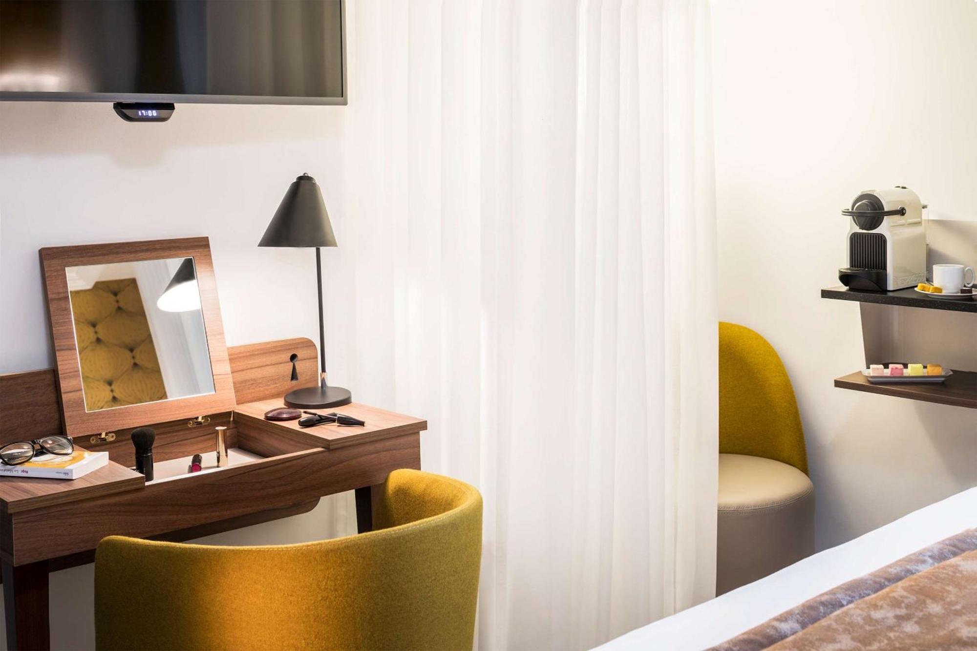 Western La Demeure Hotel